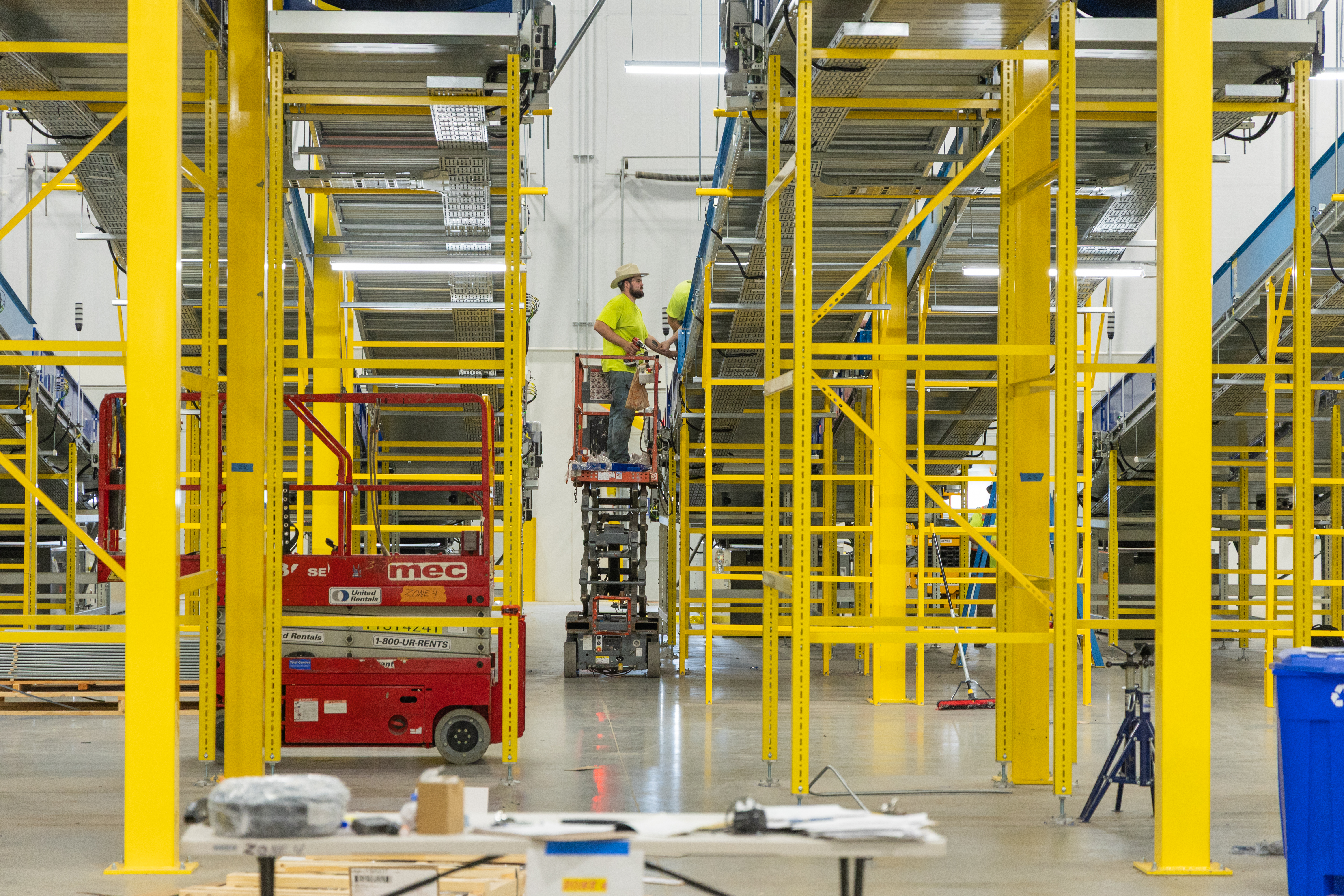 Distribution & Logistics