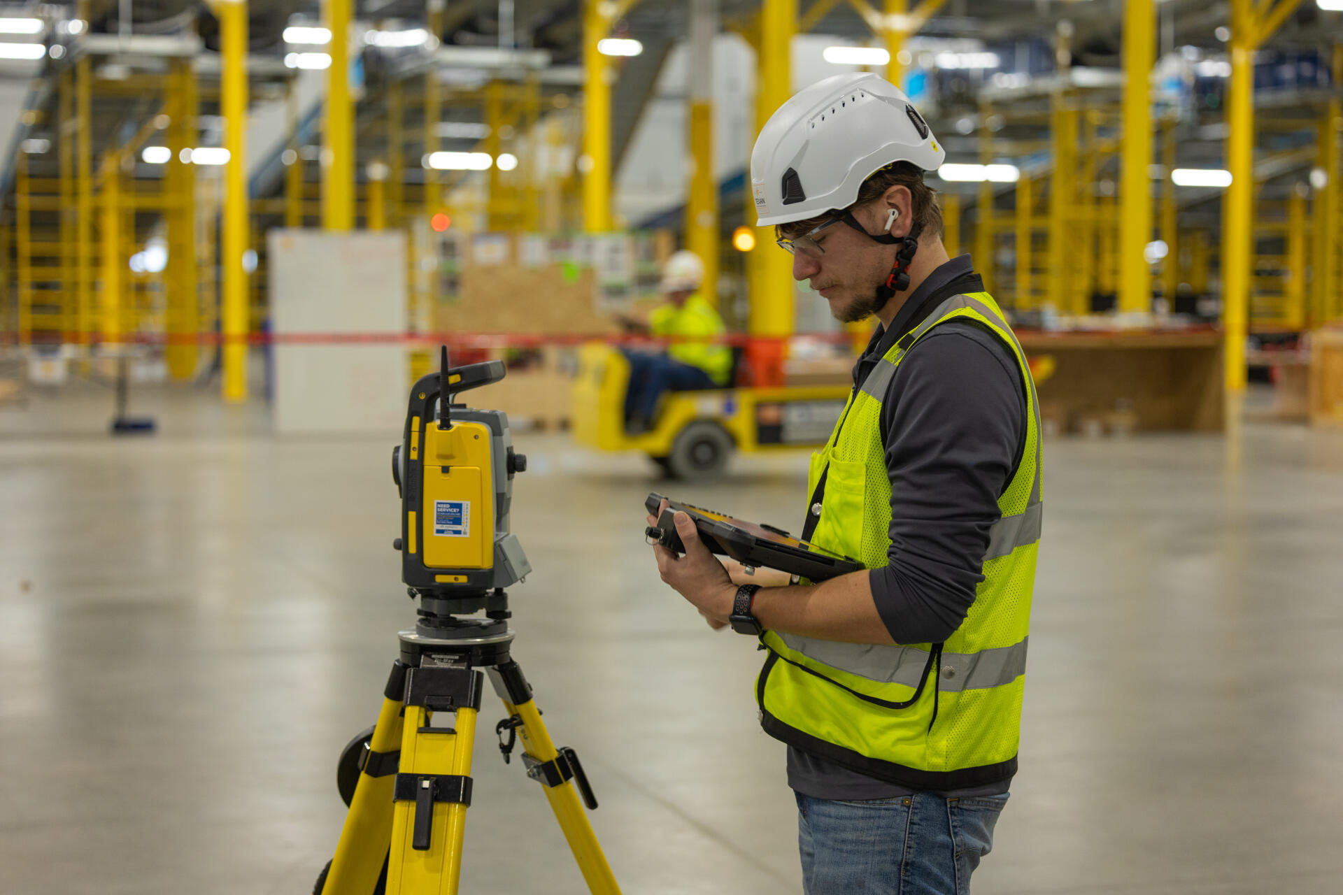 Warehouse Floor Markings: HP Site Print vs Traditional Methods
